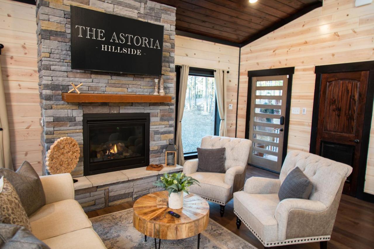 New Luxury Cabin, Hot Tub, Forest Views,Hotel Style Amenities Broken Bow Exterior photo